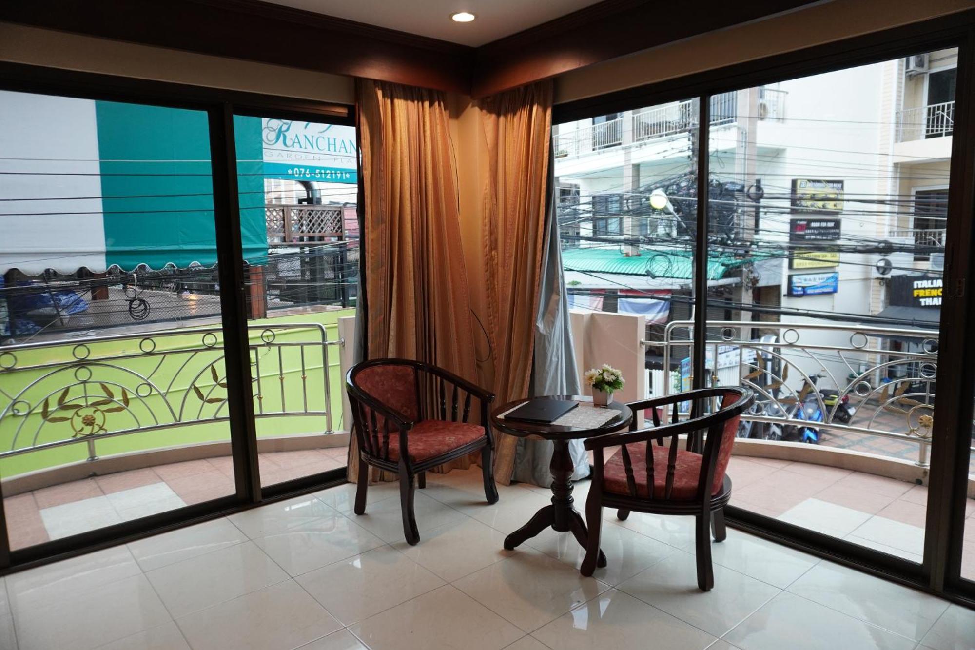 Centre Point Nanai Hotel Patong Ngoại thất bức ảnh